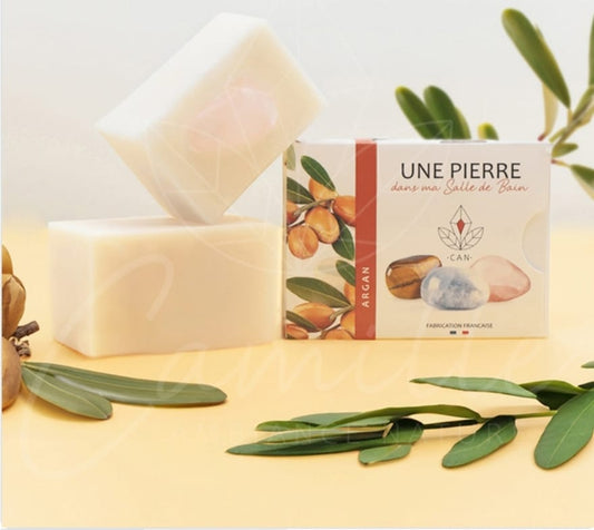 Savon Argan avec une pierre